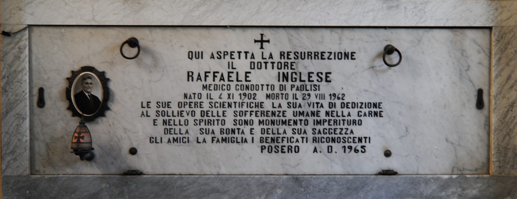 Raffaele Inglese's tomb-Paolisi1.jpg